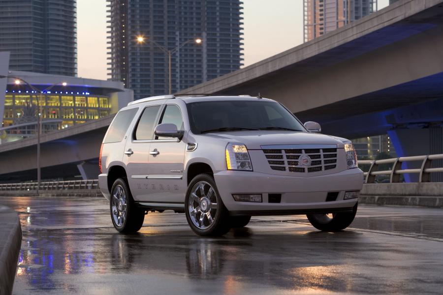  Cadillac Escalade Hybrid 2009 года  (фото 7 из 31)